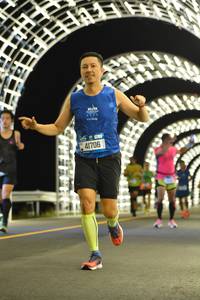 BIB: 7071, 41706
                            <button type="button" onclick="openModal(20103083)" class="btn btn-primary btn-sm float-right btn-popup" data-toggle="modal" data-target=".modal-high-quality">
                        <i class="fas fa-shopping-cart"></i> Add to Cart
                    </button>
                                            <button type="button" onclick="isThisMe(20103083, true)" class="btn btn-success btn-sm float-right btn-popup btn-isme hidden" data-toggle="tooltip" data-placement="bottom" title="นี่คือรูปของคุณใช่ไหม คลิกที่นี่เพื่อเอาเข้าอัลบั้ม">
                        <i class="fas fa-plus"></i> Add to album
                    </button>
                    <button type="button" onclick="isThisMe(20103083, false)" class="btn btn-warning btn-sm float-right btn-popup btn-isnotme hidden">
                        <i class="fas fa-ban"></i> Remove from album
                    </button>